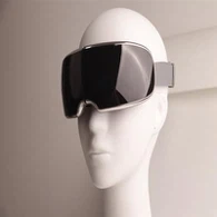 Hierojalla varustettu silmänaamio